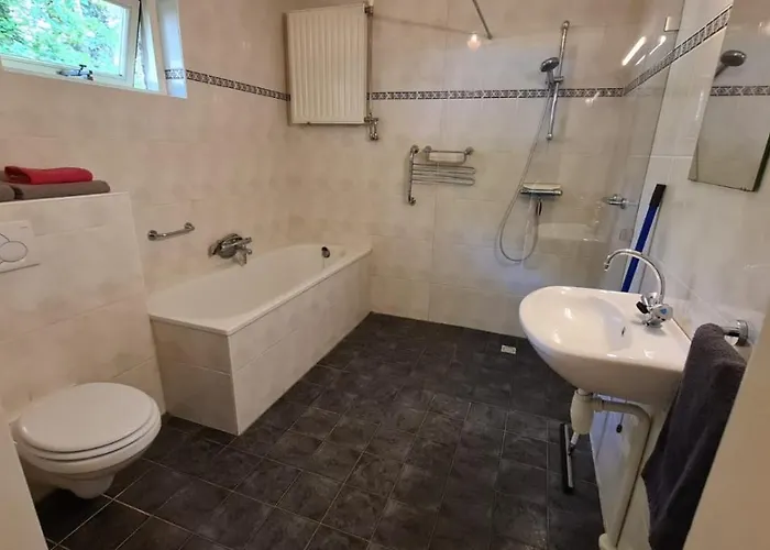 Holiday home Het Roodborstje Otterlo